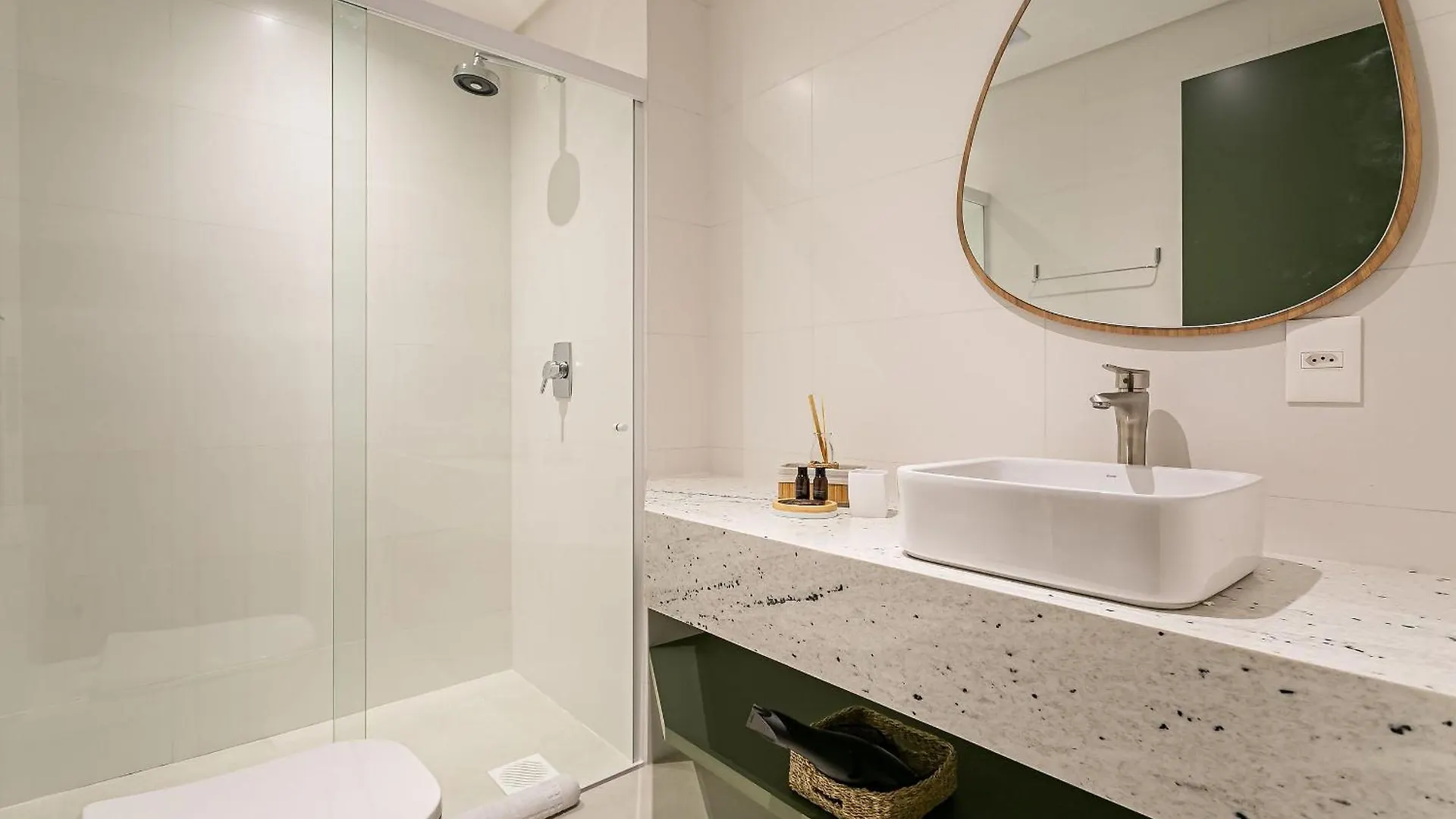 Wi-Fi 350Mb | Piscina | 500M Da Beiramar #Ca74 Apartment Florianopolis 0*,  Brazil